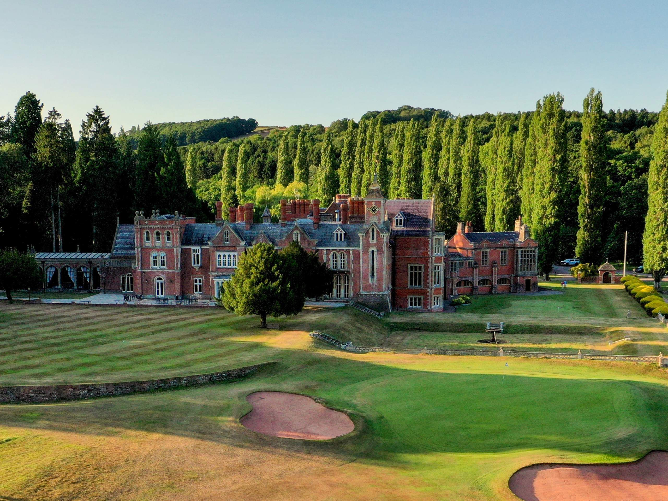Golf in South Wales: A Practical Guide to the Courses Worth Planning Around