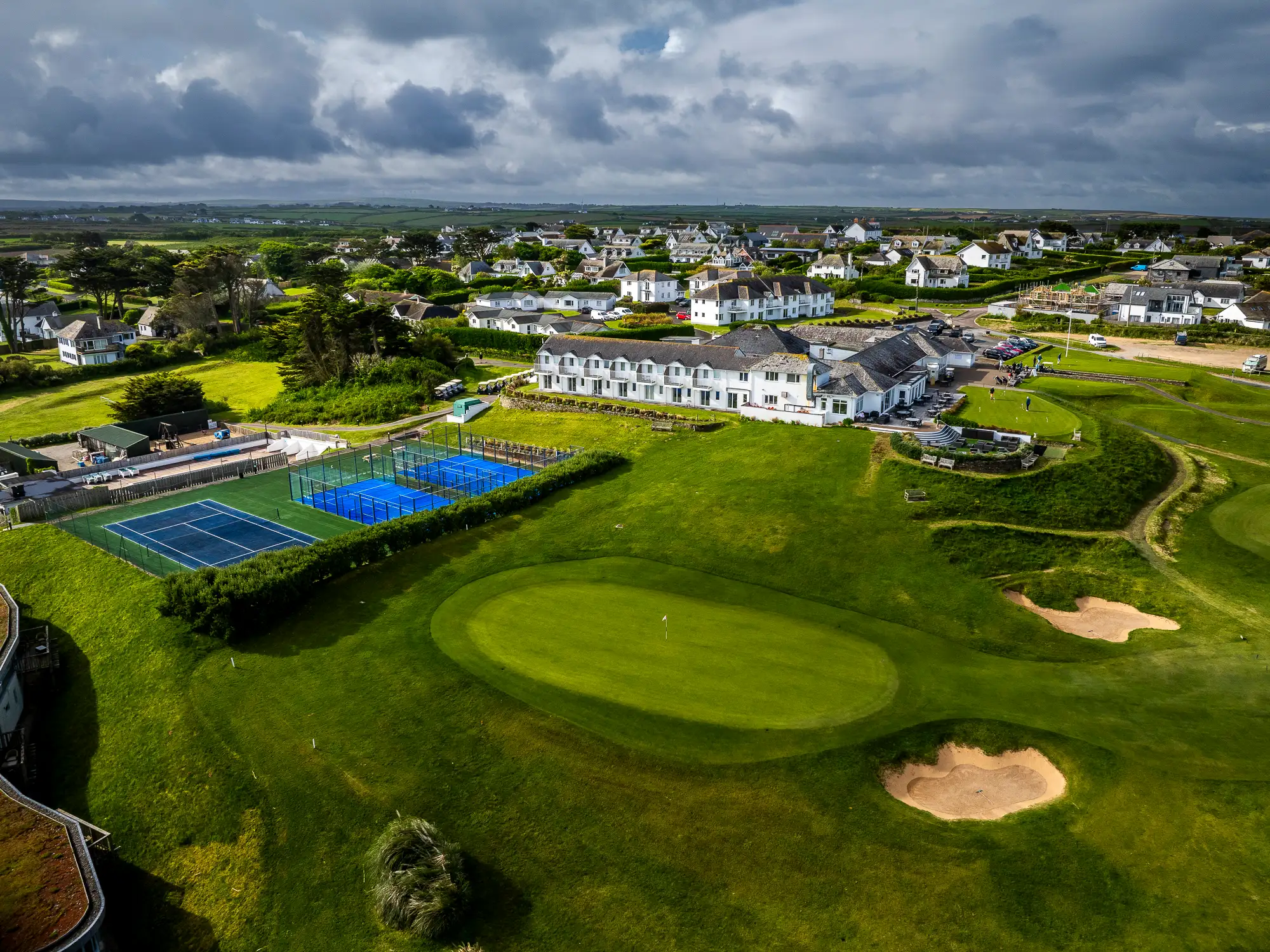 Golf in South West England: A Practical Guide to Cornwall and Devon
